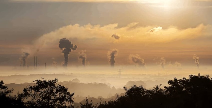 NOVA ŠTUDIJA V REVIJI The Lancet Planetary Health: ONESNAŽENOST ZRAKA UBIJA TUDI TAKRAT, KO IZPUSTI PADAJO